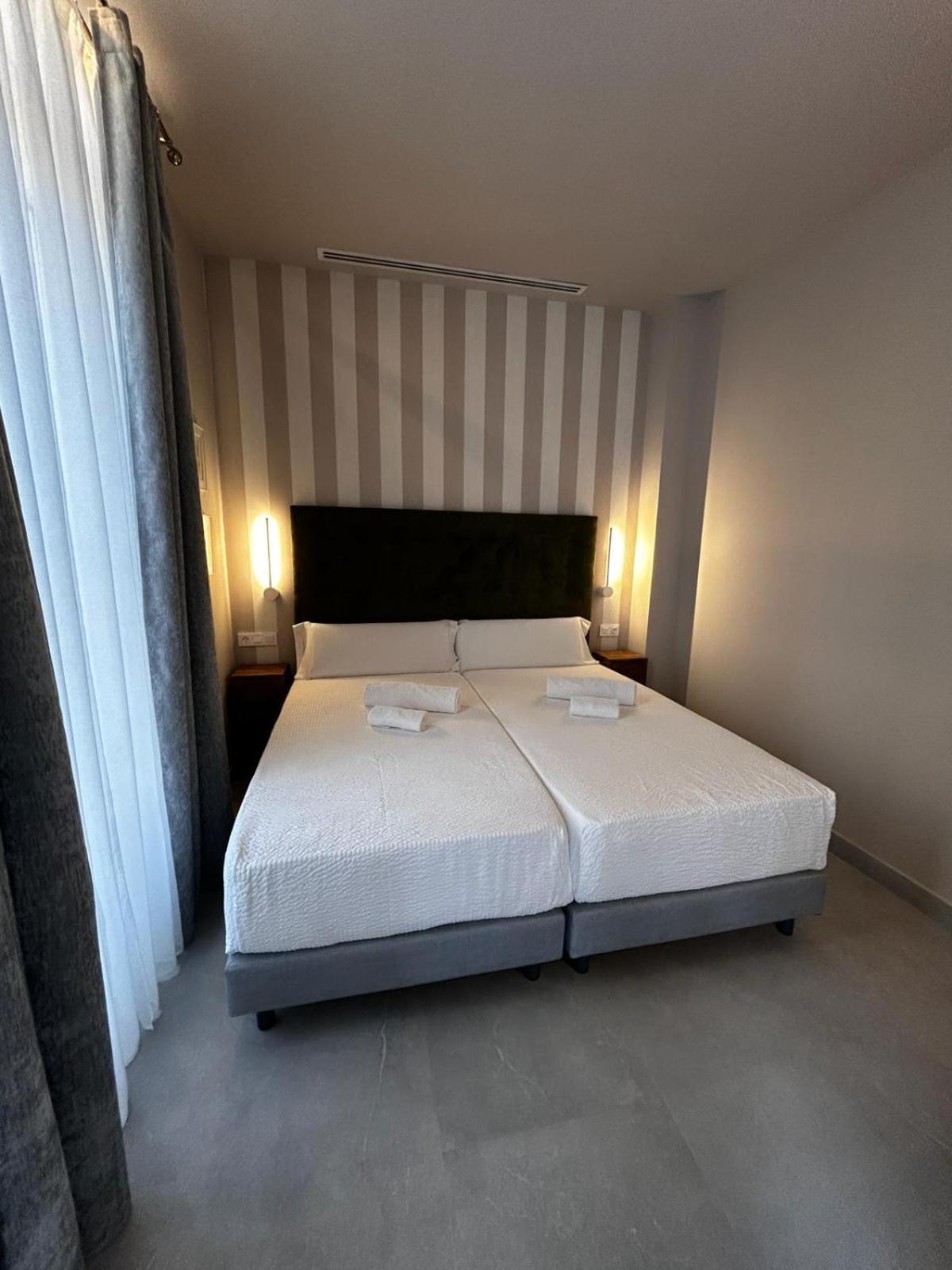 Valencia Apartamentos Goya Ngoại thất bức ảnh